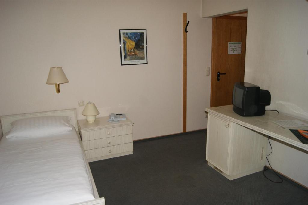 Hotel Domstuben Essen Kamer foto